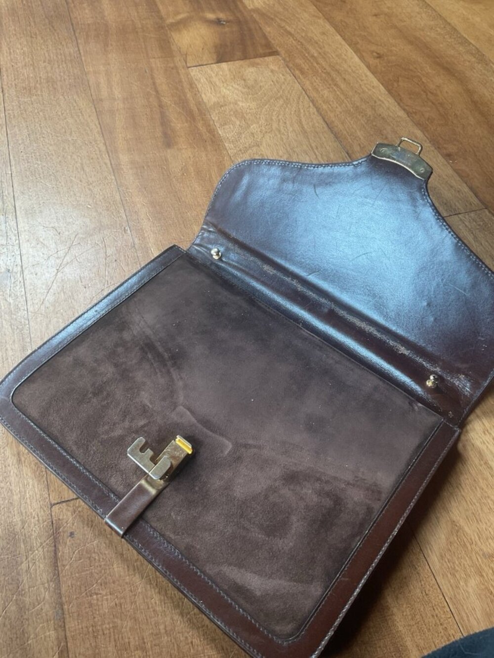 RARE Salvatore Ferragamo Vintage Brown Suede And Leather Clutch *READ* See 📸 - Picture 8 of 16